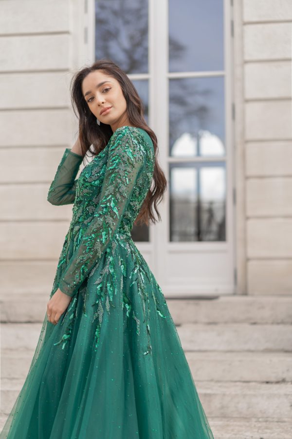 Elegant Flowing Evening Gown – Ref. 6563 - Image 2