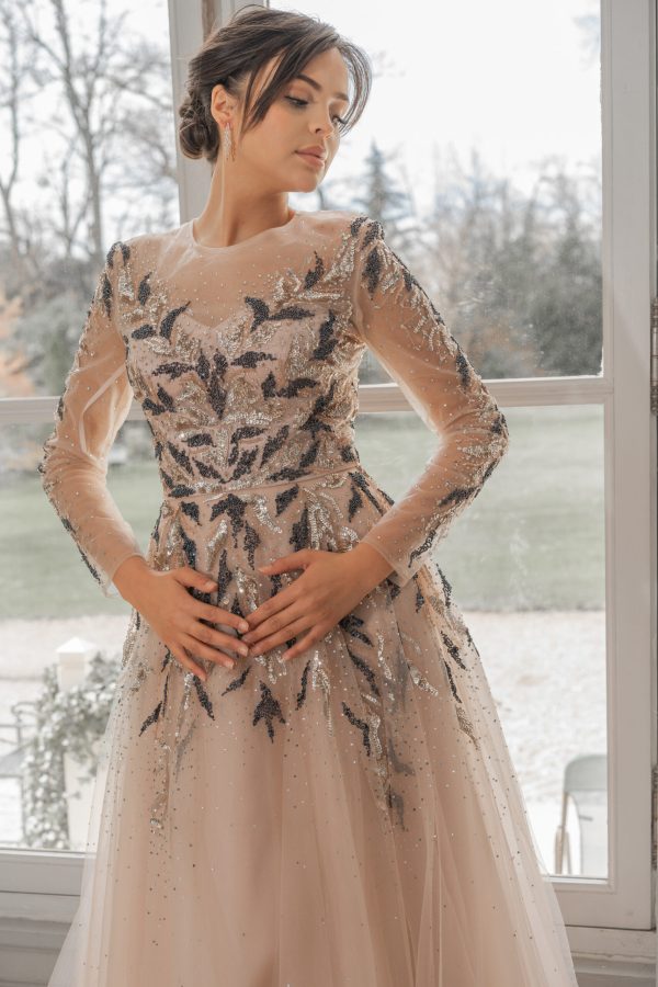 Elegant Flowing Evening Gown – Ref. 6563 - Image 8