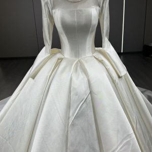 Elegant Ivory Ball Gown Wedding Dress with Puffy Sleeves - T9088 Jupon Inclus