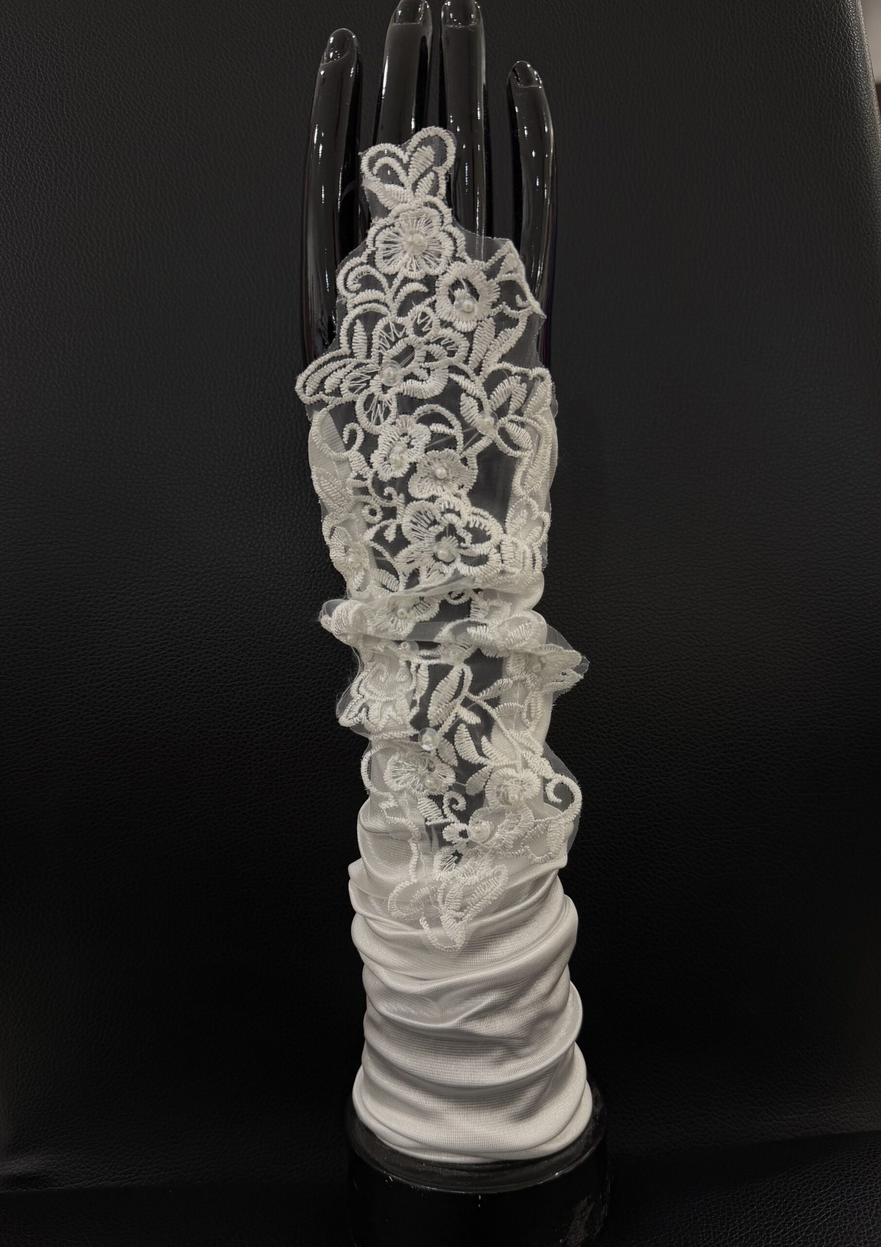 lace bloom white bridal gloves – fingerless style